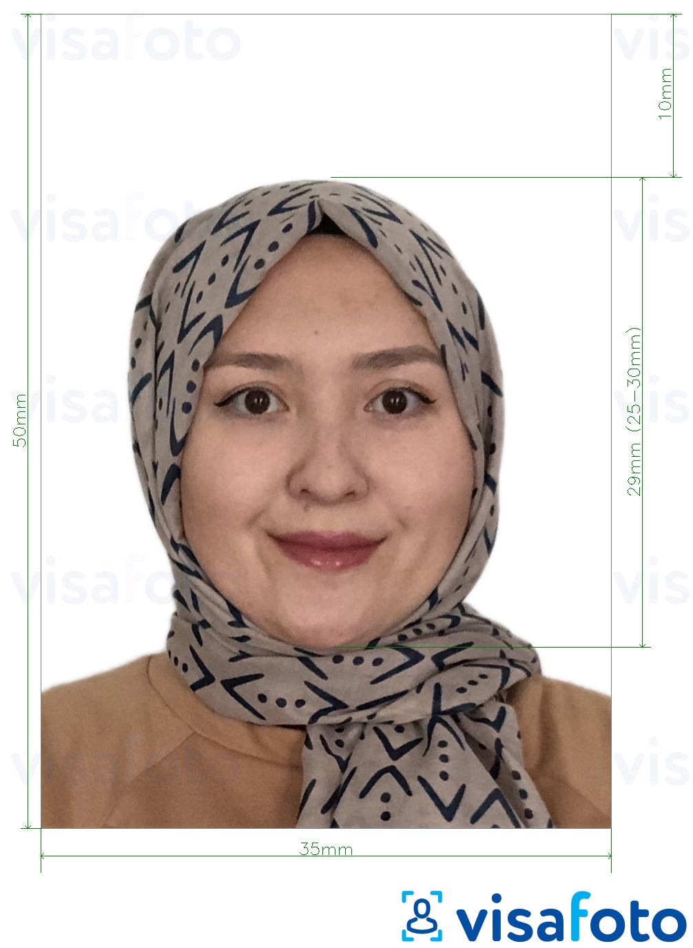 Приклад фотографії для Малайзія паспорт 35x50 мм білий фон з точними специфікаціями розміру